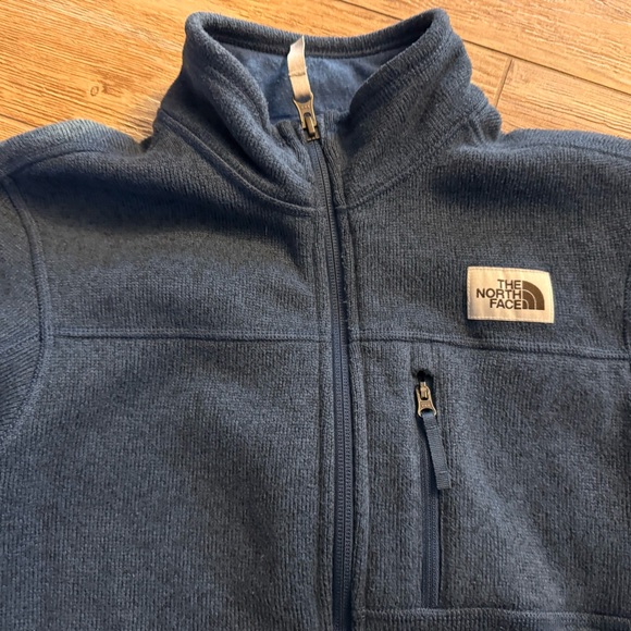 The North Face Navy Blue Fleece Jacket boys large 16-18 excellent condition - Picture 2 of 6